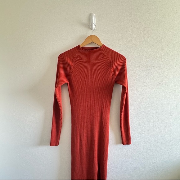 Aritzia Wilfred Alchemy Orange Ribbed Knit Bodycon Slit MIDI Dress Size Medium - Picture 6 of 9